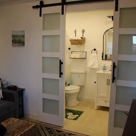Agave Tiny House At Cactus Flower-Hot Tub-Pet Friendly-No Pet Fees! Albuquerque Exterior photo