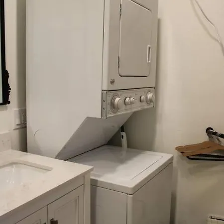 Agave Tiny House At Cactus Flower-Hot Tub-Pet Friendly-No Pet Fees! Albuquerque Exterior photo