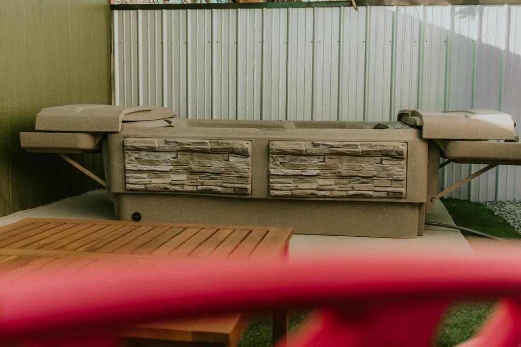 Agave Tiny House At Cactus Flower-hot Tub-pet Friendly-no Pet Fees! Casa de Férias *