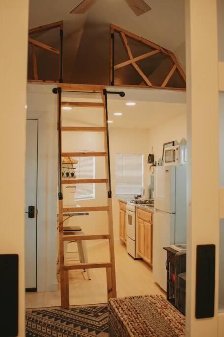 Casa de Férias Agave Tiny House At Cactus Flower-hot Tub-pet Friendly-no Pet Fees! *