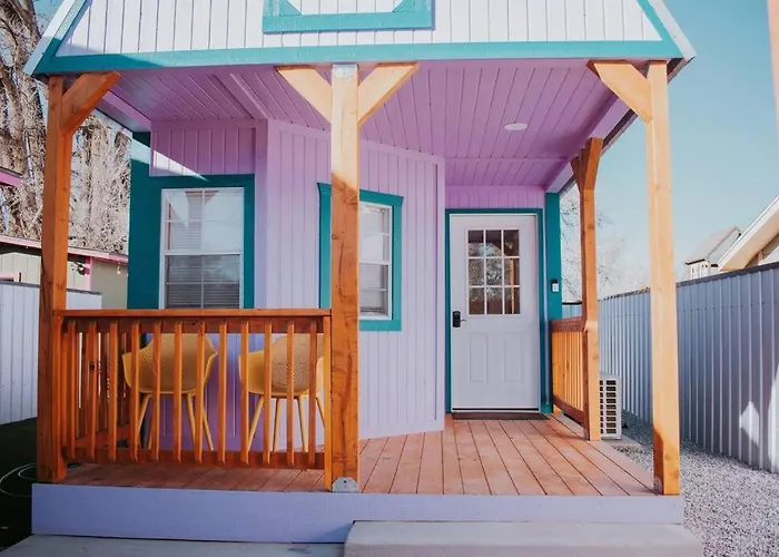 Agave Tiny House At Cactus Flower-Hot Tub-Pet Friendly-No Pet Fees!